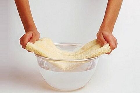 Compresse pour traiter la mycose des ongles des pieds